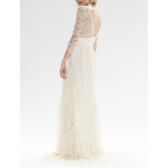 Kite & Butterfly Ivory Crochet Lace Wedding Gown, Train, Deep V, 3/4 Sleeve SZ M - Picture 4 of 16